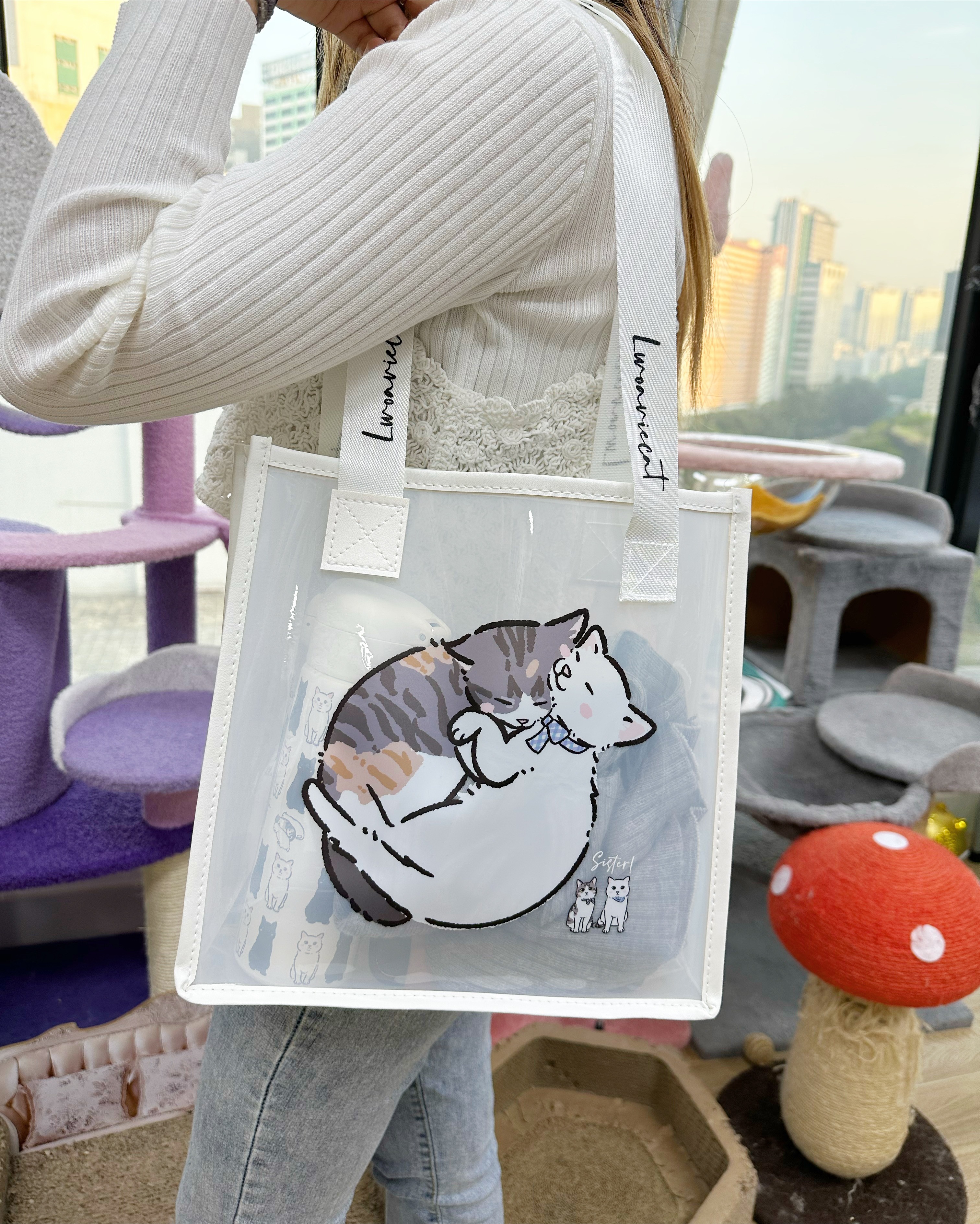 58CC2158-3A21-4801-B2CE-BEDC7601BA6B